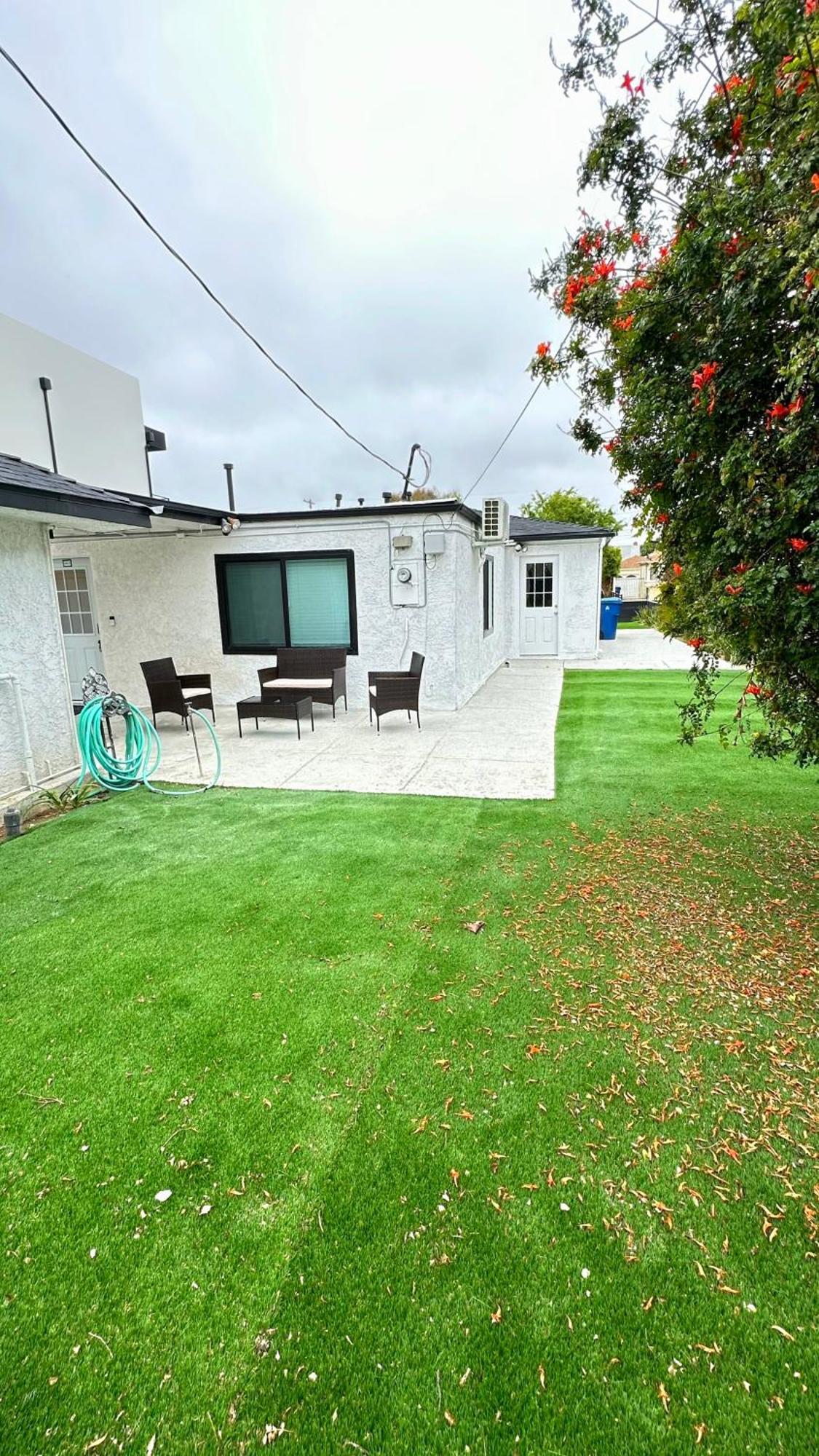 Modern 2br Stylish & Cozy Unit Couette-café